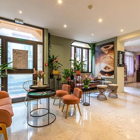 Hotel Ariane Montparnasse By Patrick Hayat Parigi