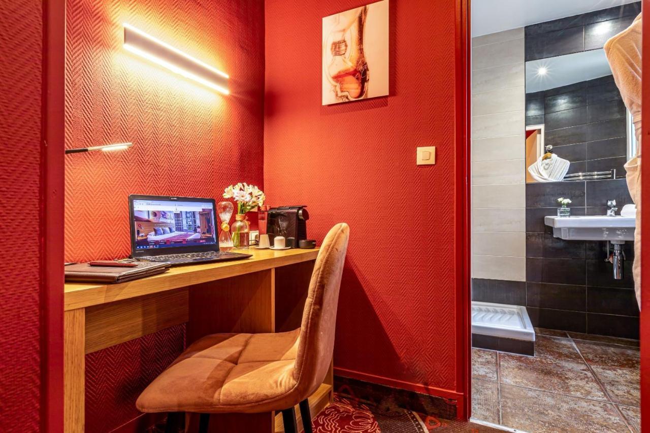 Hotel Ariane Montparnasse By Patrick Hayat 3*